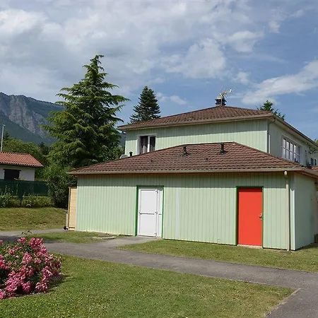 Fasthotel Grenoble Hotel *